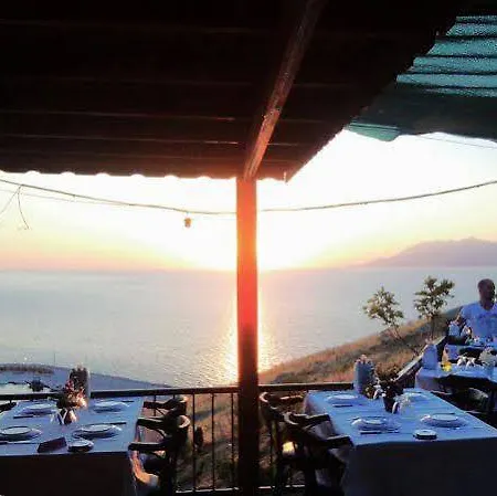 Yakamoz Goekceada İmroz