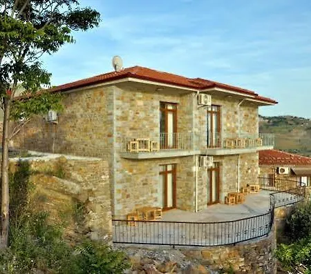 Yakamoz Goekceada Bed and Breakfast