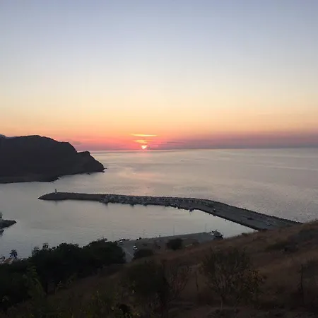 Yakamoz Gökçeada 4*