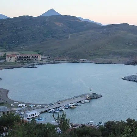 Yakamoz Goekceada Bed & Breakfast *