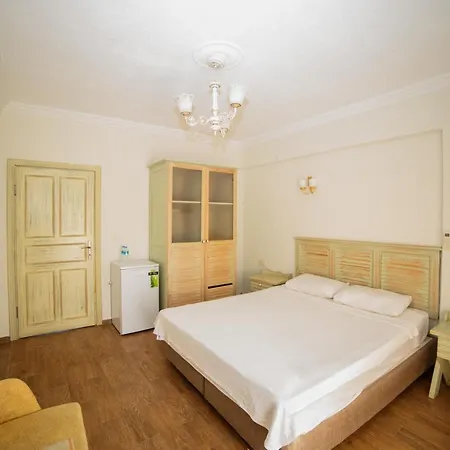 Yakamoz Gökçeada Couette-café İmroz