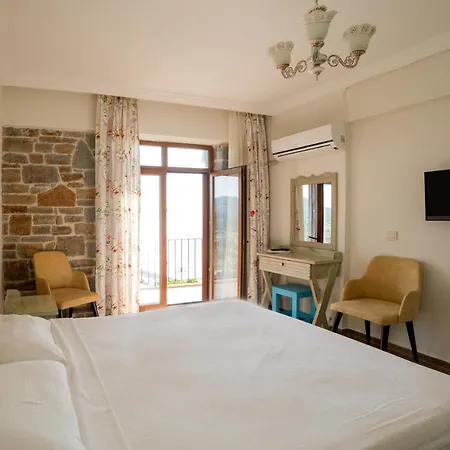 Yakamoz Gökçeada Couette-café İmroz