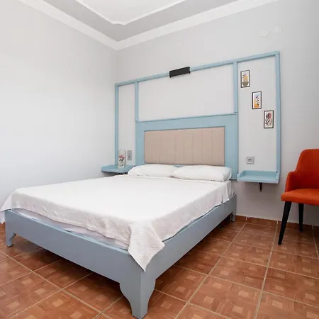 Yakamoz Gökçeada Couette-café İmroz