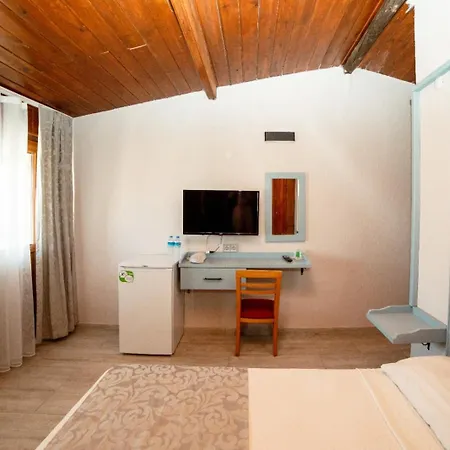 Yakamoz Gökçeada Couette-café