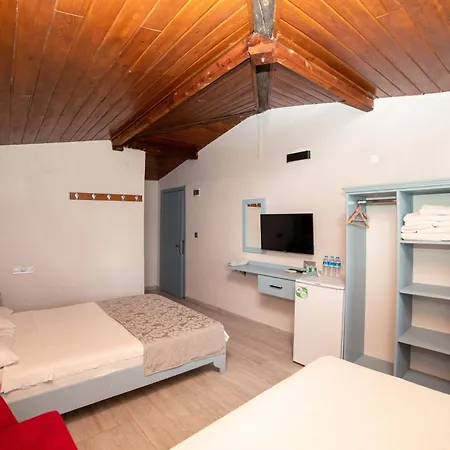 Yakamoz Goekceada Bed and Breakfast