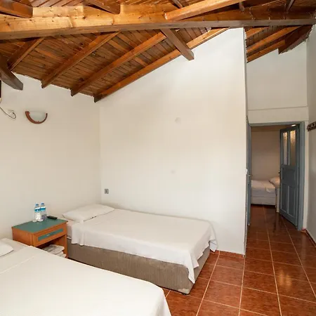 Couette-café Yakamoz Gökçeada 4*