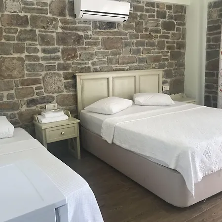 Yakamoz Gökçeada Couette-café