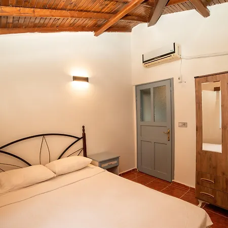 Bed and breakfast Yakamoz Goekceada 4*