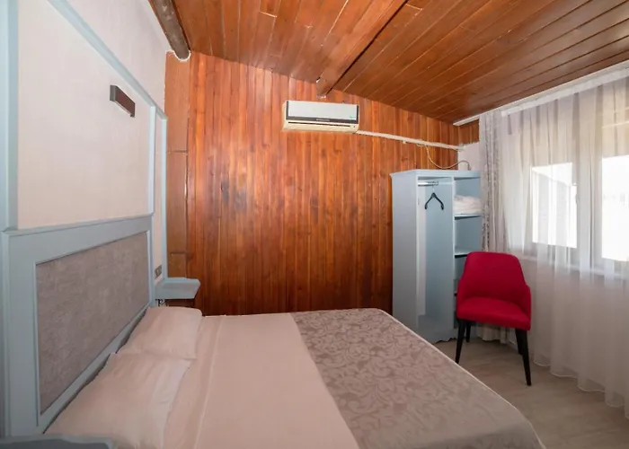 Yakamoz Goekceada Bed & Breakfast 4*